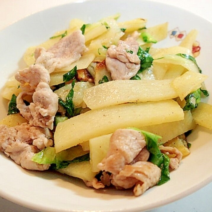 豚肉とじゃが芋とサラダ菜のソテー
